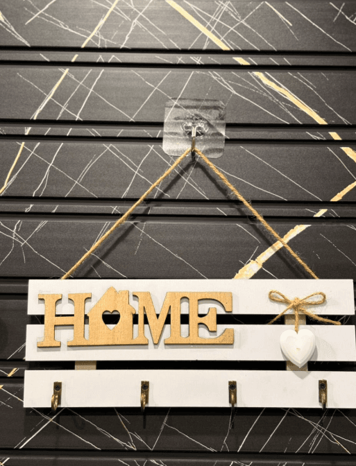 DESIGNER KEY HOLDER