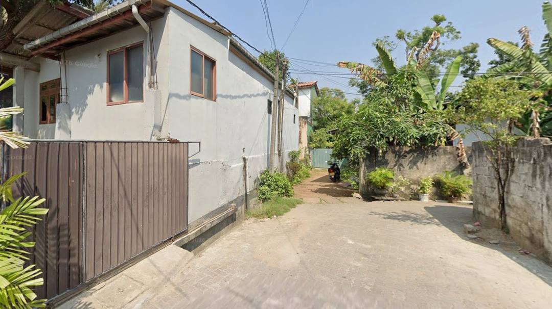 LAND FOR SALE IN EDIRISINGHE ROAD, NUGEGODA