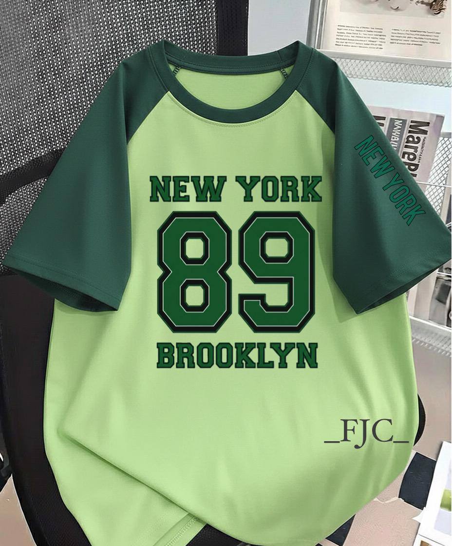 CASUAL TEE WITH 89 NUMBER PRINT