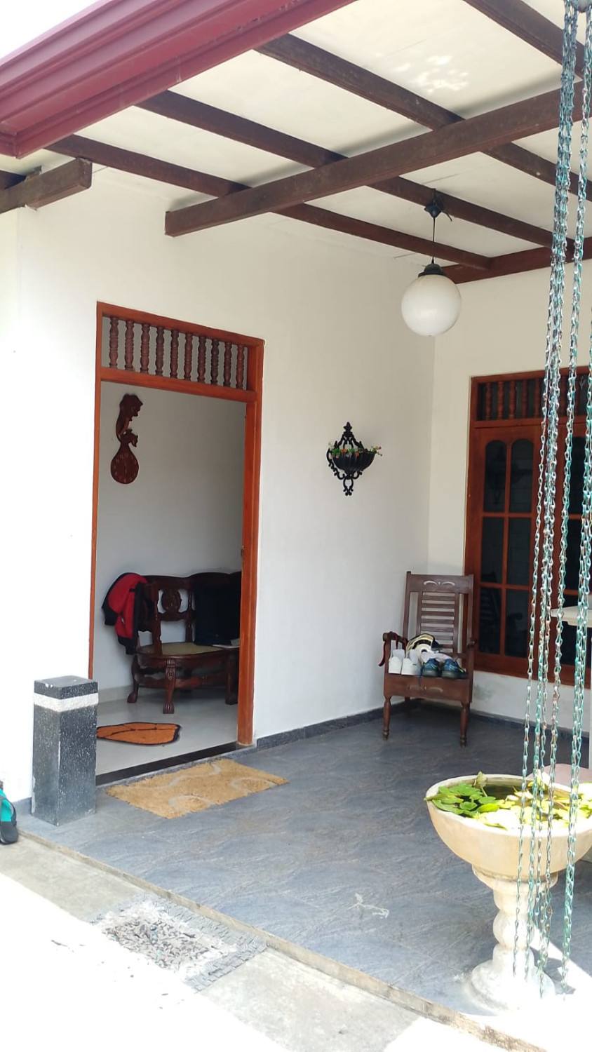 SINGLE STOREY HOUSE FOR SALE DAMPE, PILIYANDALA