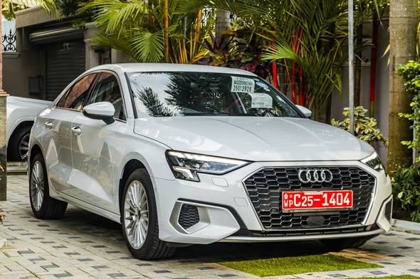 AUDI A 3 ADVANCED 2023