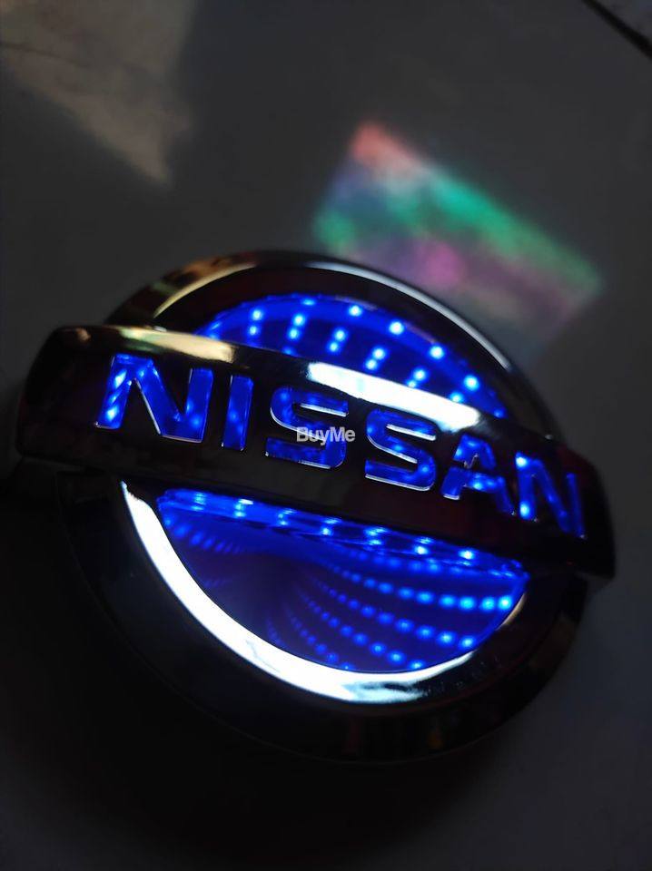 NISSAN LOGO WITH LIGHT