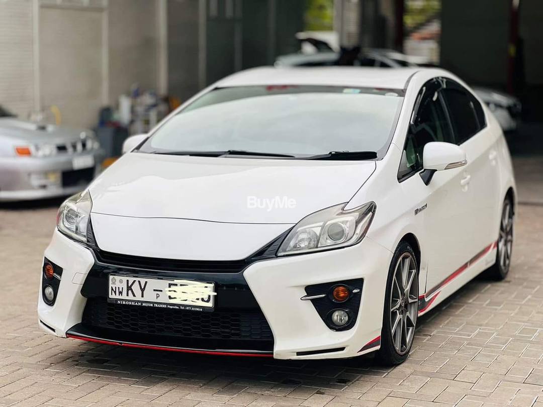 TOYOTA PRIUS G SPORT - 2012
