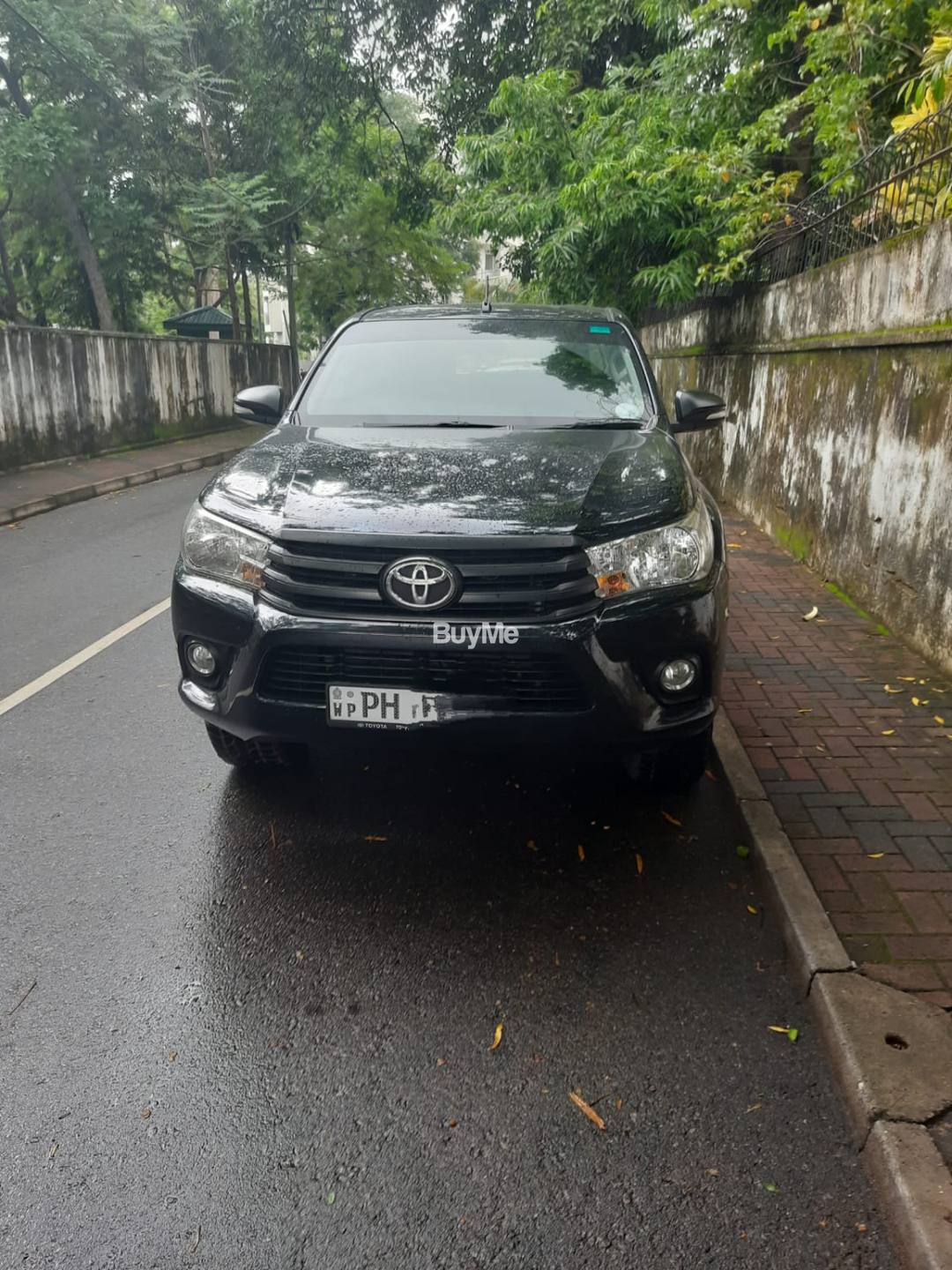 TOYOTA HILUX 4WD DOUBLE CAB