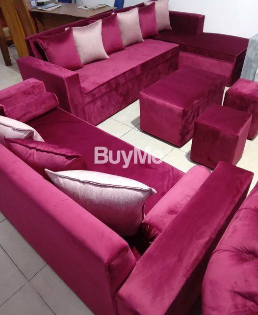 RED VELWET SOFA SET