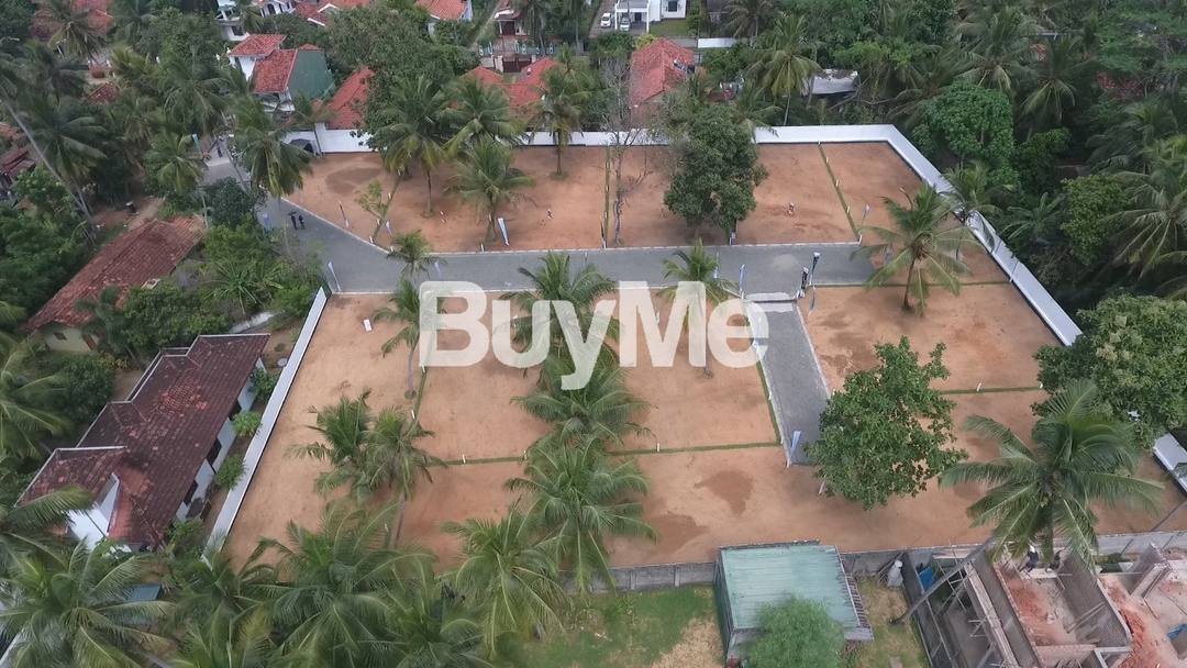 LAND FOR SALE - ( QUEEN'S PARK ) NEGOMBO KOCHCHIKADESAVI LANDS