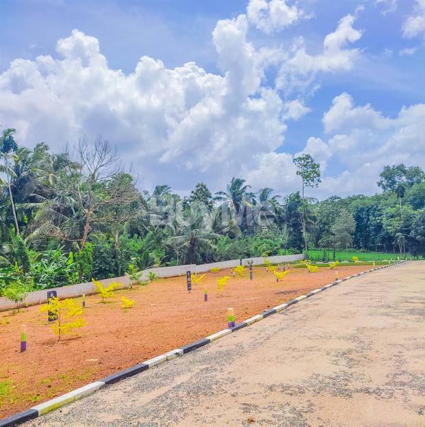 LAND FOR SALE IN THALAWATHUGODA - NOTTING HILL BY SAVI LANDS