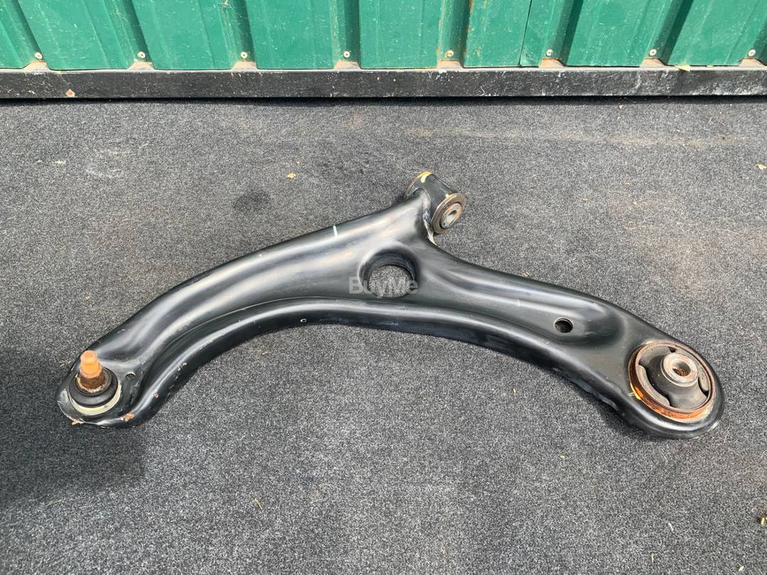 LOWER ARM - HONDA FIT GP5